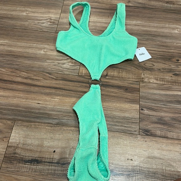 ‼️NWT‼️ Mint Green Bodysuit - Picture 2 of 2